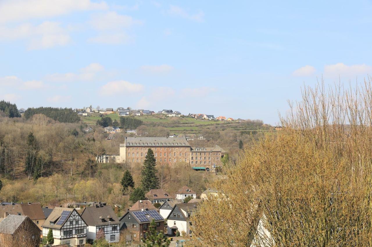 Ferienhaus Paulus, Erholung Mitten Im Nationalpark Eifel Schleiden Exterior photo
